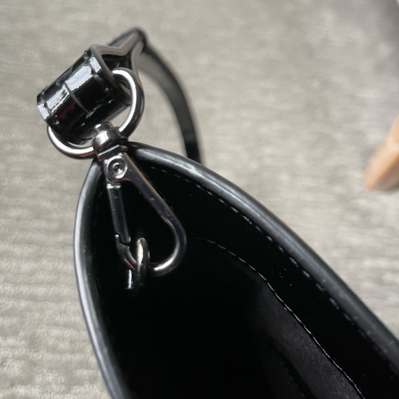 Brooks Brothers Tote - Picture 8 of 9